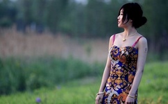 美女光着全身的样子